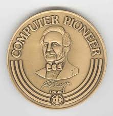 Линус Торвальдс удостоен медали IEEE Computer Pioneer