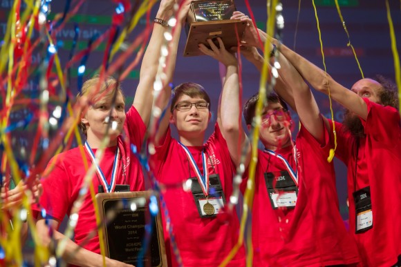 Студенты СПбГУ и МГУ победили на чемпионате мира по программированию